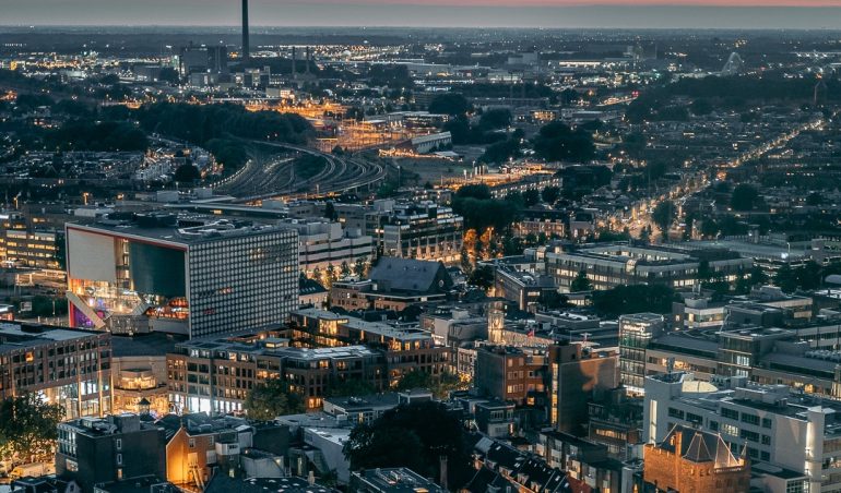domtoren rondleiding uitzicht utrecht donker winter lichtjes