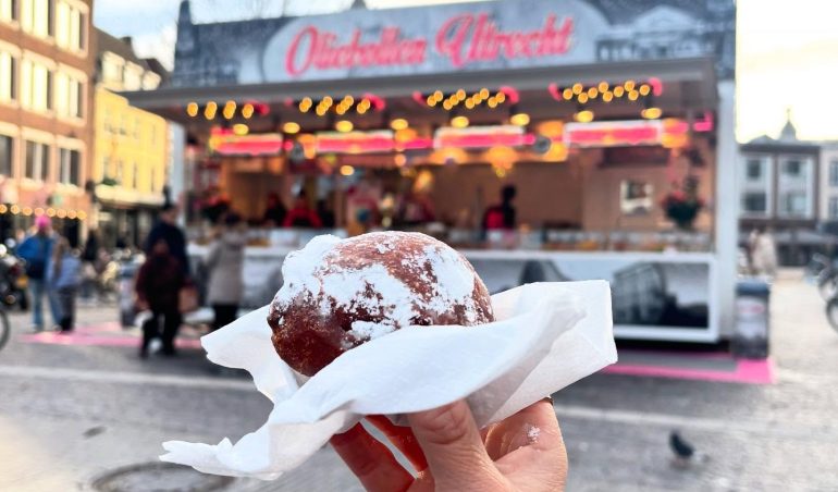 Oliebollenkraam Neude - Stadhuiskwartier Utrecht