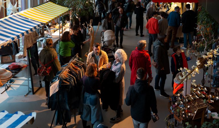 Winterwinkelen bij Merwede